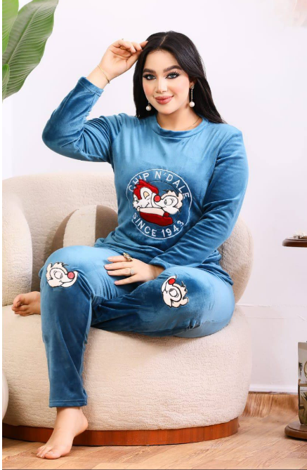 Printed Velvet Duo – ترنج قطيفة بطبعات شبابية