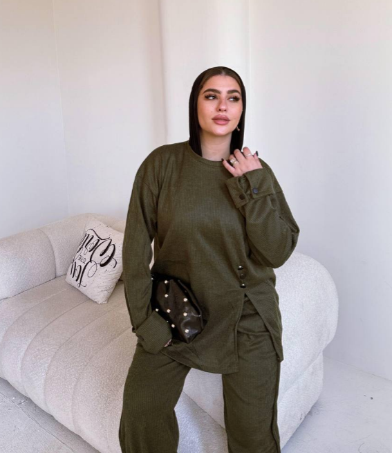 سوت تركي شتوي خامة ريب _ بفتحه من الامام