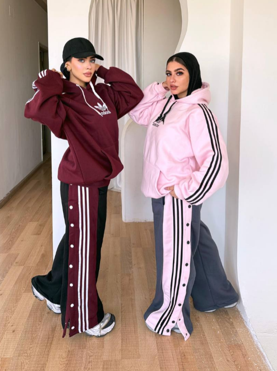 سوت أديداس زراير من الجنب