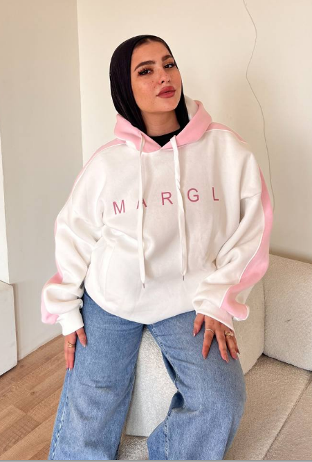 هودي شي إن 🔥 – تريندي وأنيق على الآخر 💕