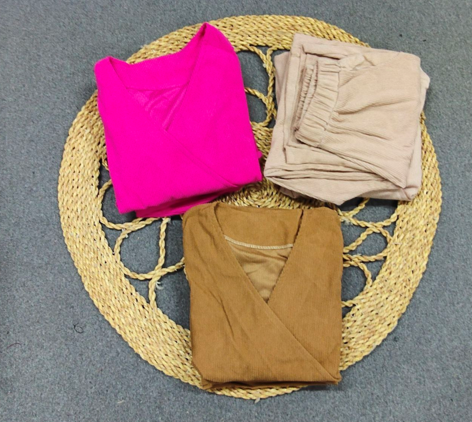 سوت لف قطعتين – نعومة وفخامة 🌸