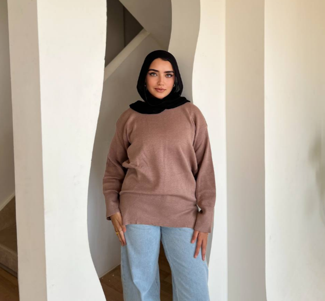 بلوفر التريكو الأساسي – قطعة لا غنى عنها في شتاءك ❄️🫶🏻