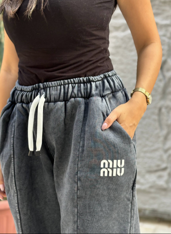 سويت بانس Miu Miu