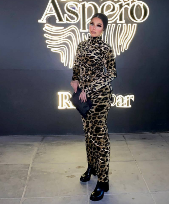 فستان تايجر قطيفة شتوي – Velvet Tiger Winter Dress