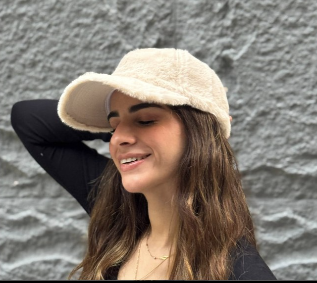 كاب فرو شتوي سادة – Classic Winter Fur Cape